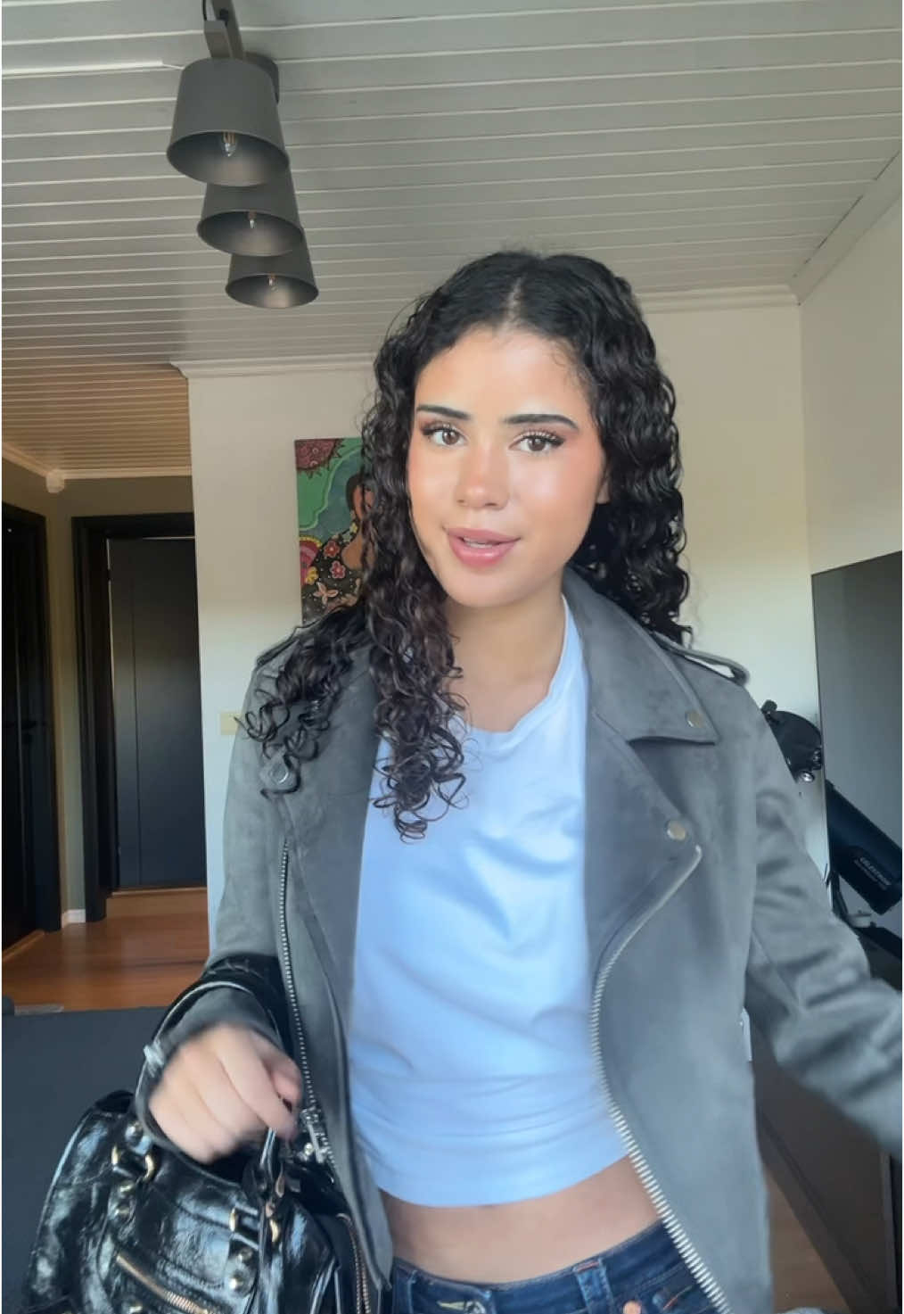 @SOPHIE VALENTINA