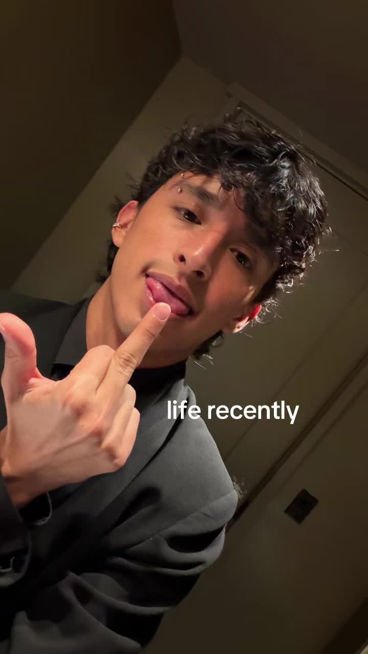 @hektor🕺