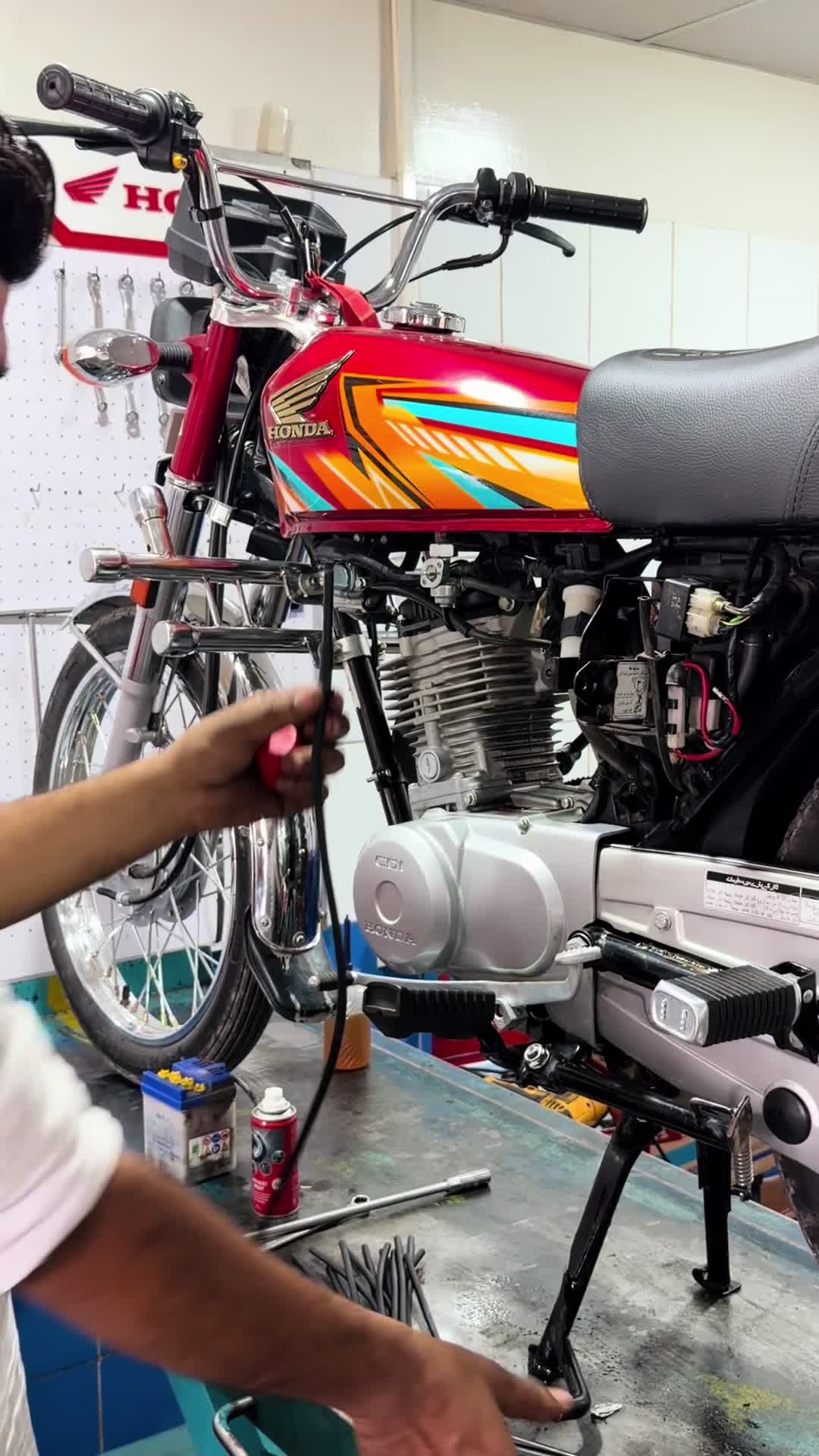 @Honda workshop officials