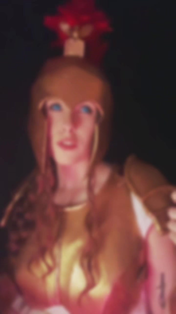 @Emmac_cosplay
