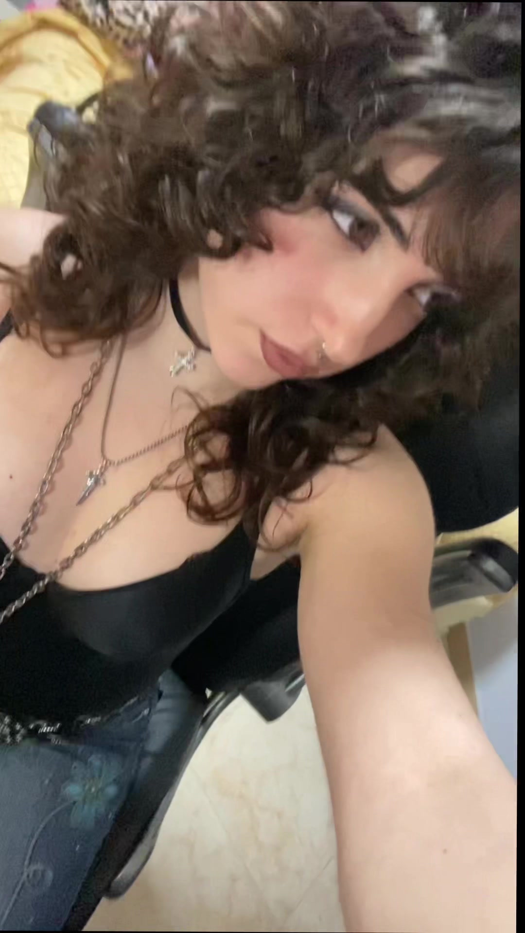 @angela