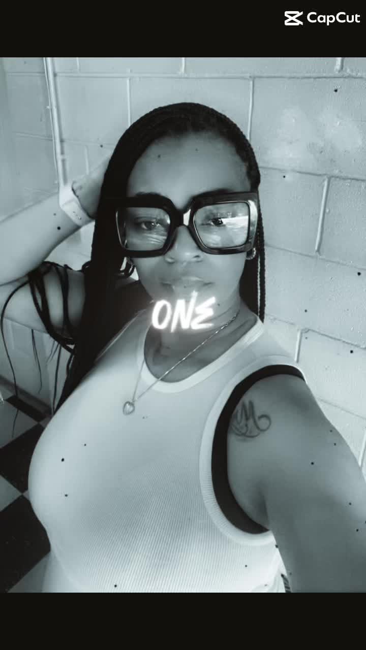 @thequeeenG