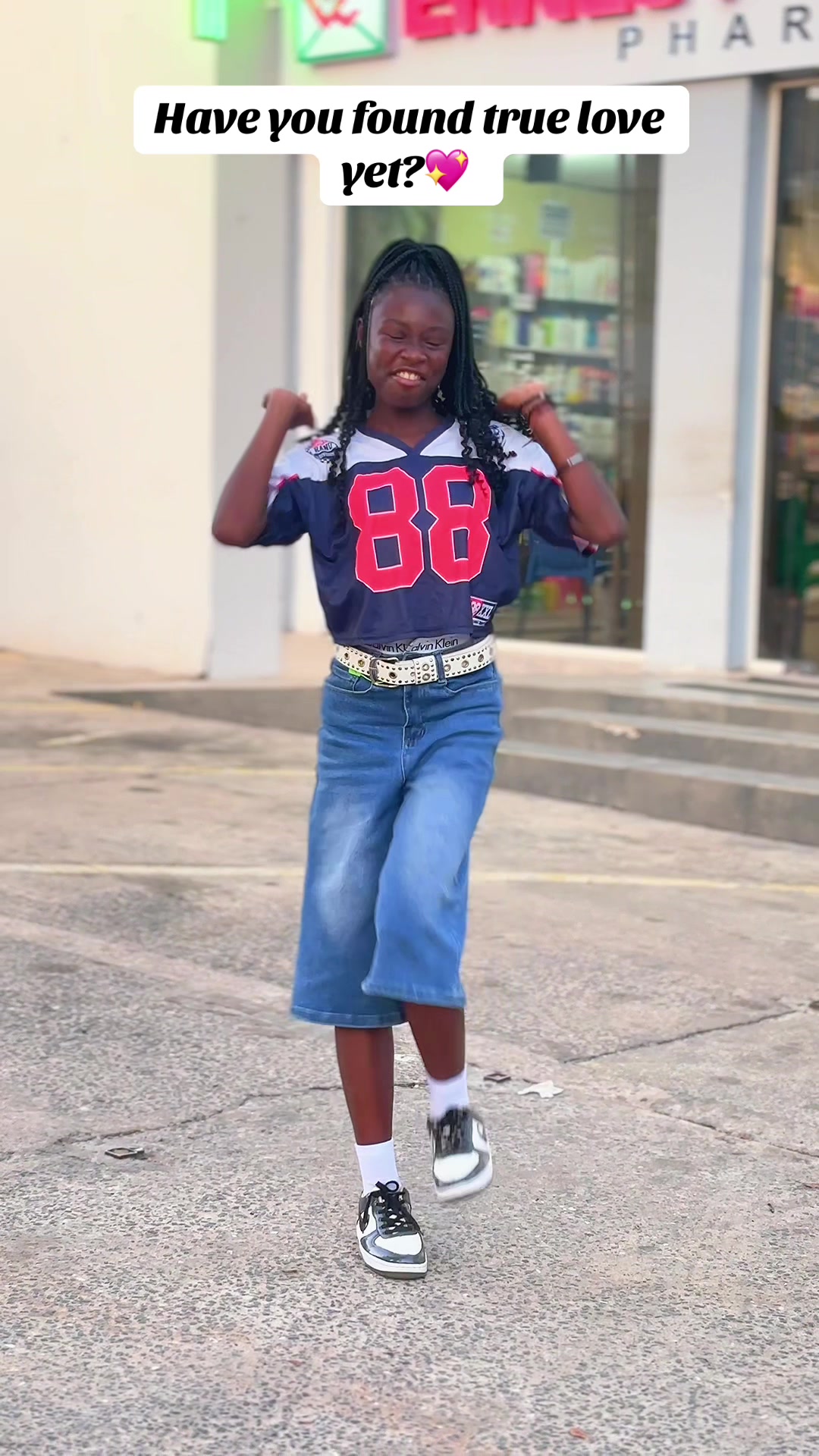 @afrochichi