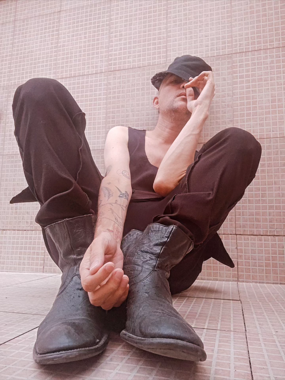 @🧿 @ kelvistuart 📲#Sigueme