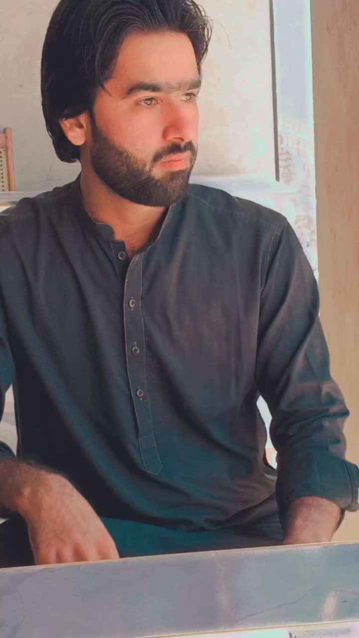 @LiAQat_ALi🖤