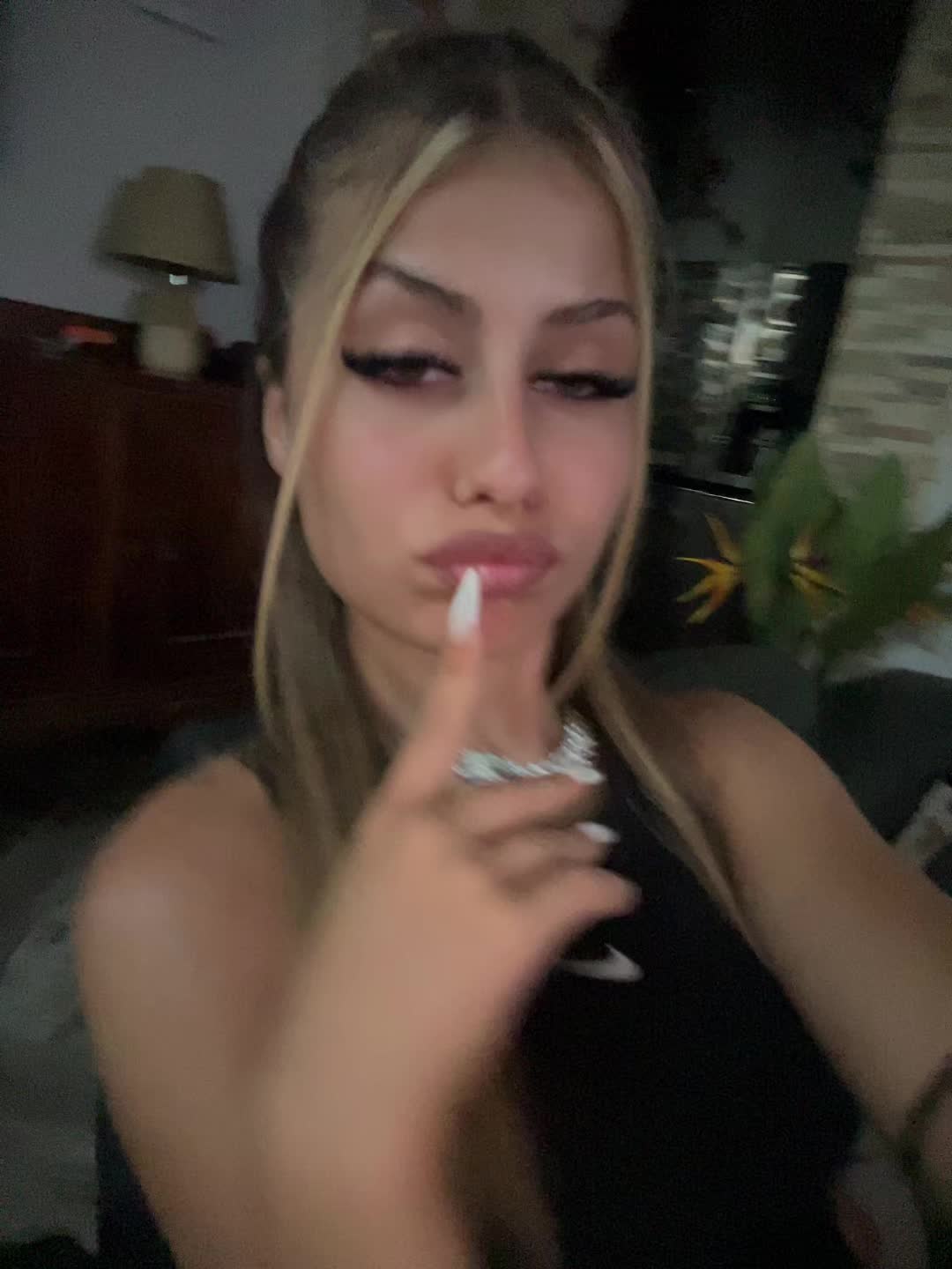 @tzortzina_💅🏼