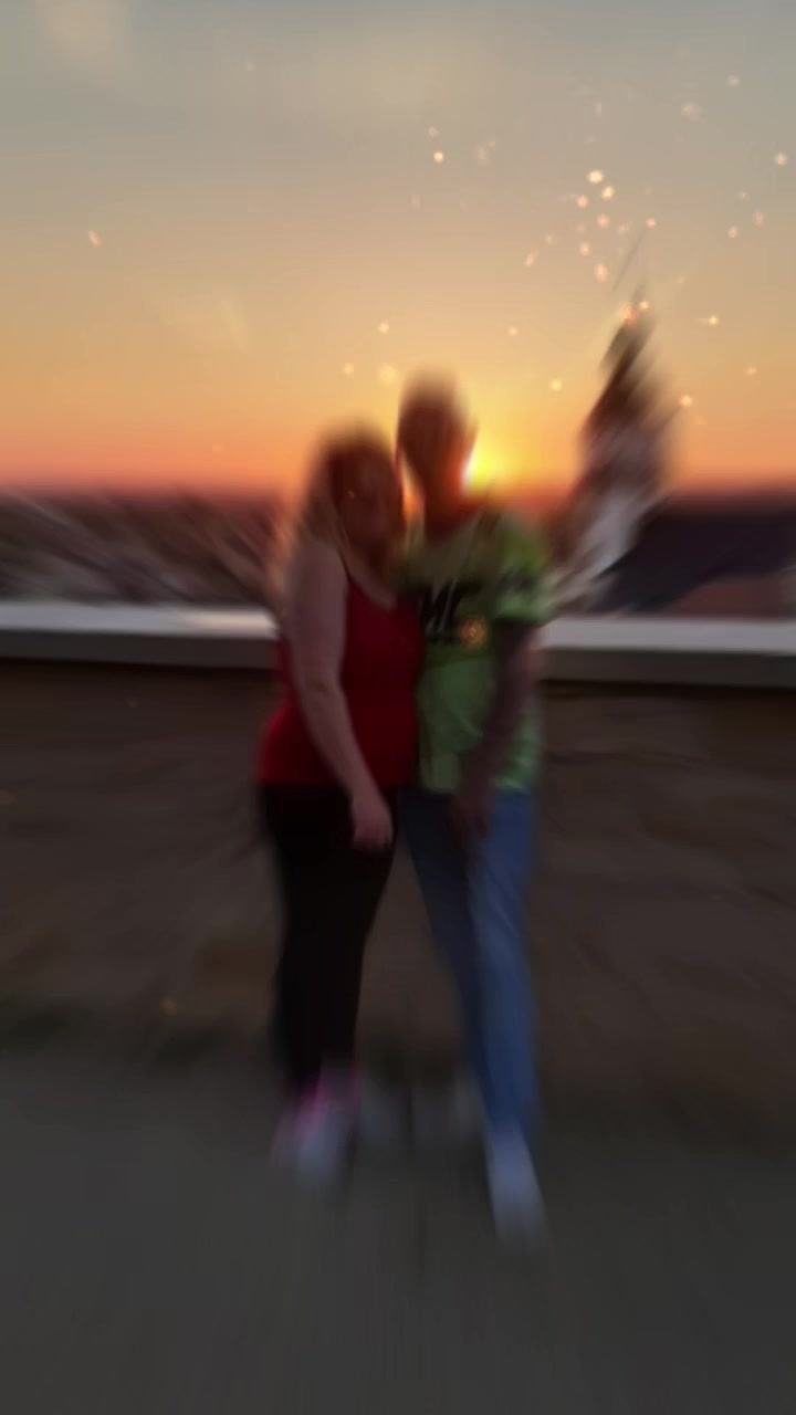 @𝓝𝓪𝓓𝓲𝓷𝓮 🐻