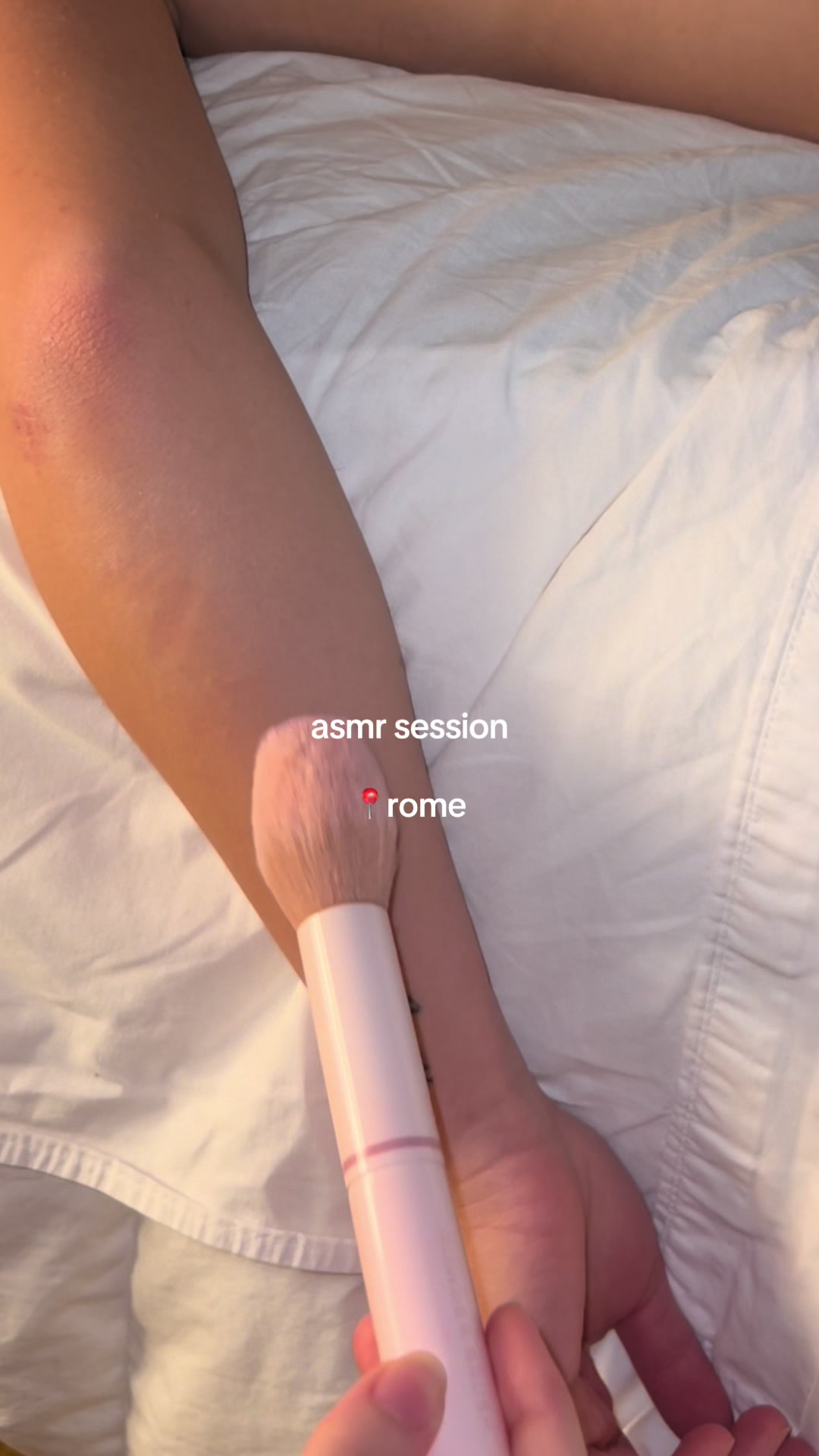 @Chiara | ASMR dal vivo 🪶🤍