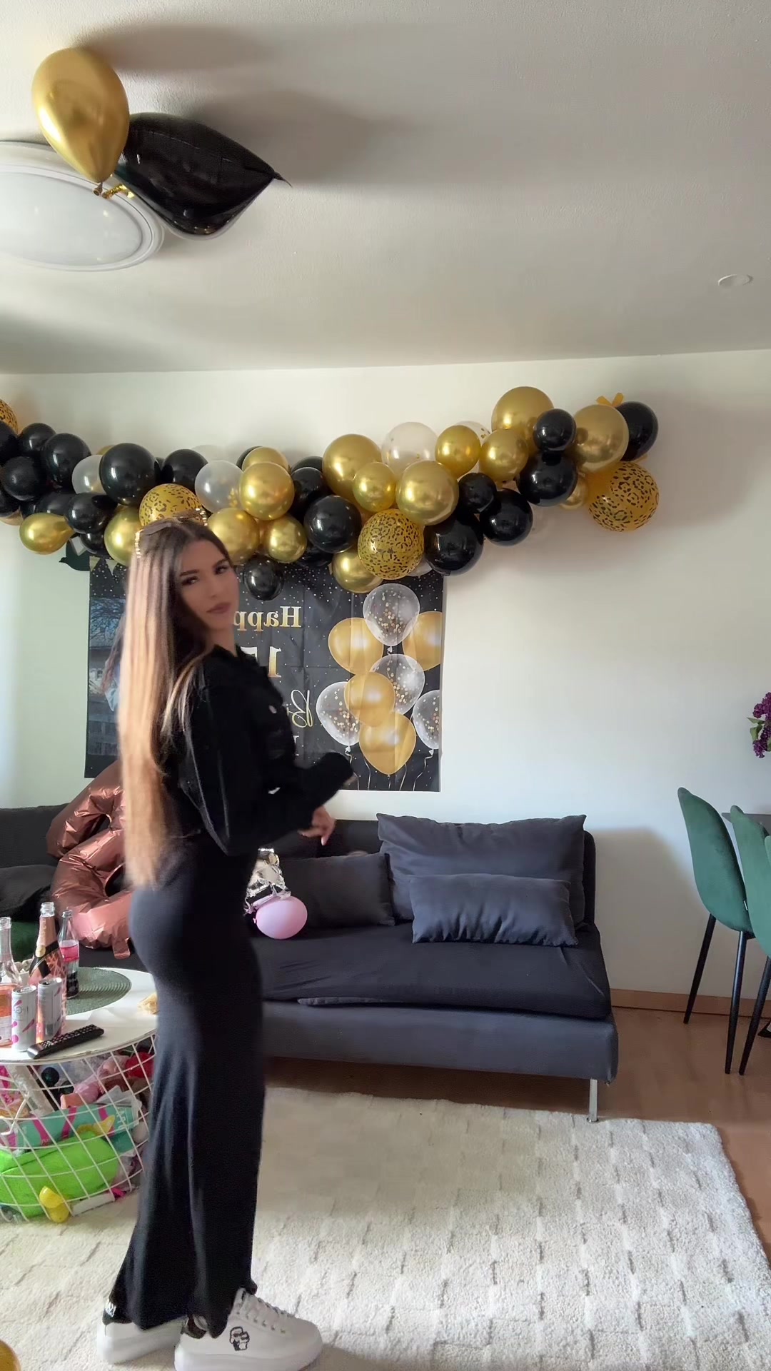 @r.inchiss14