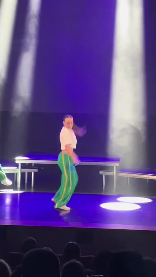 @Lunafan_07