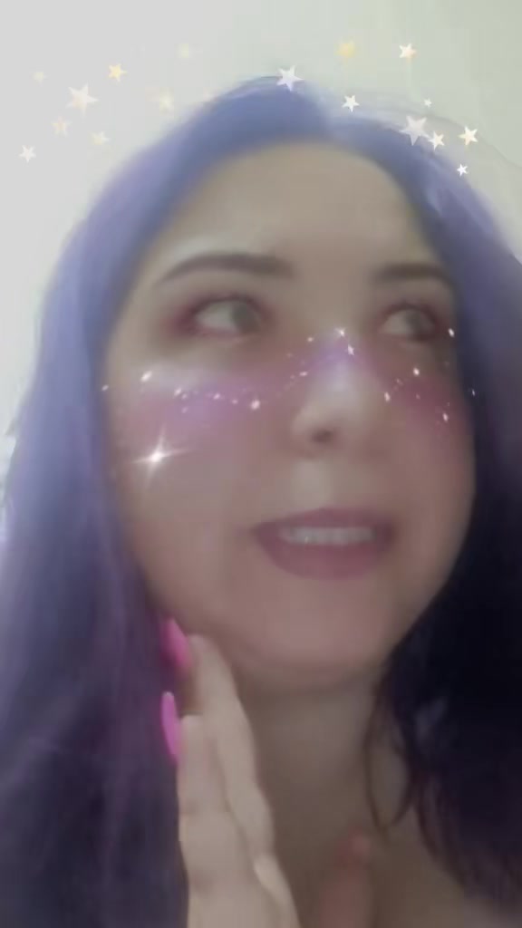 @Vampyresca 💜