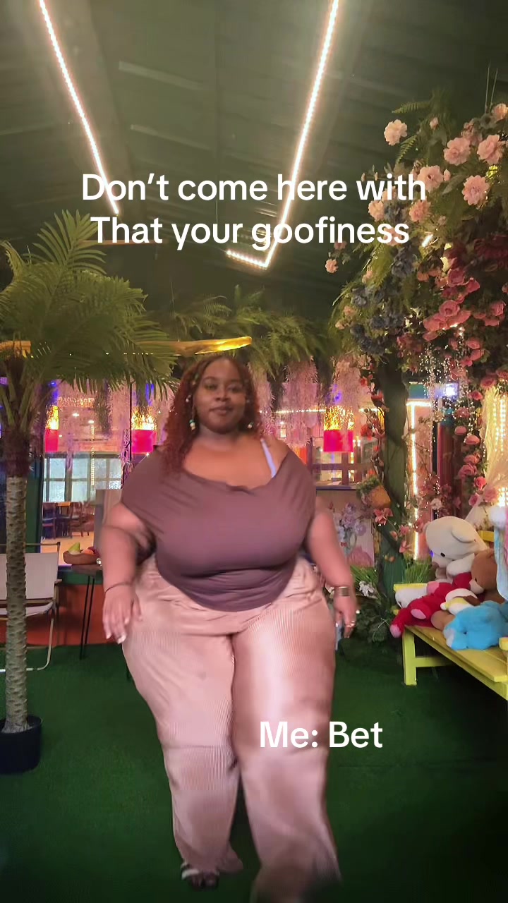 @curvygift_