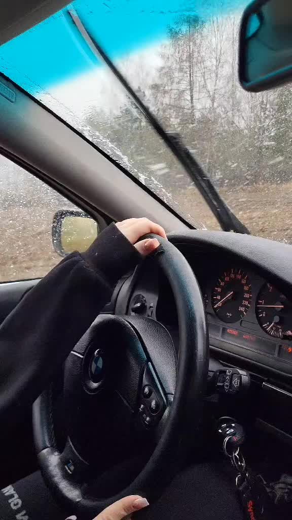 @luboś