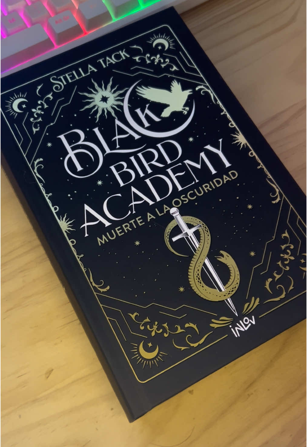 @Iris 📚🫧 Booktok 🪻