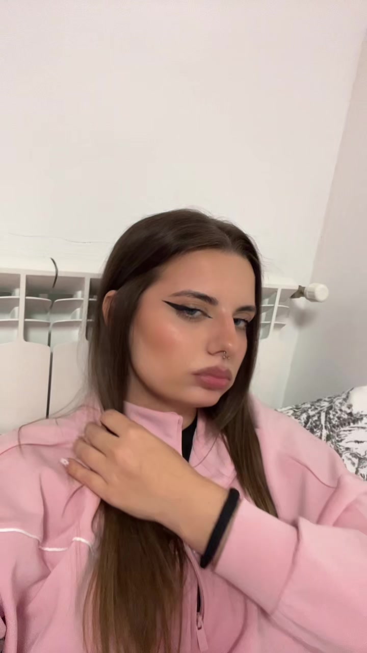 @isabella🇹🇩