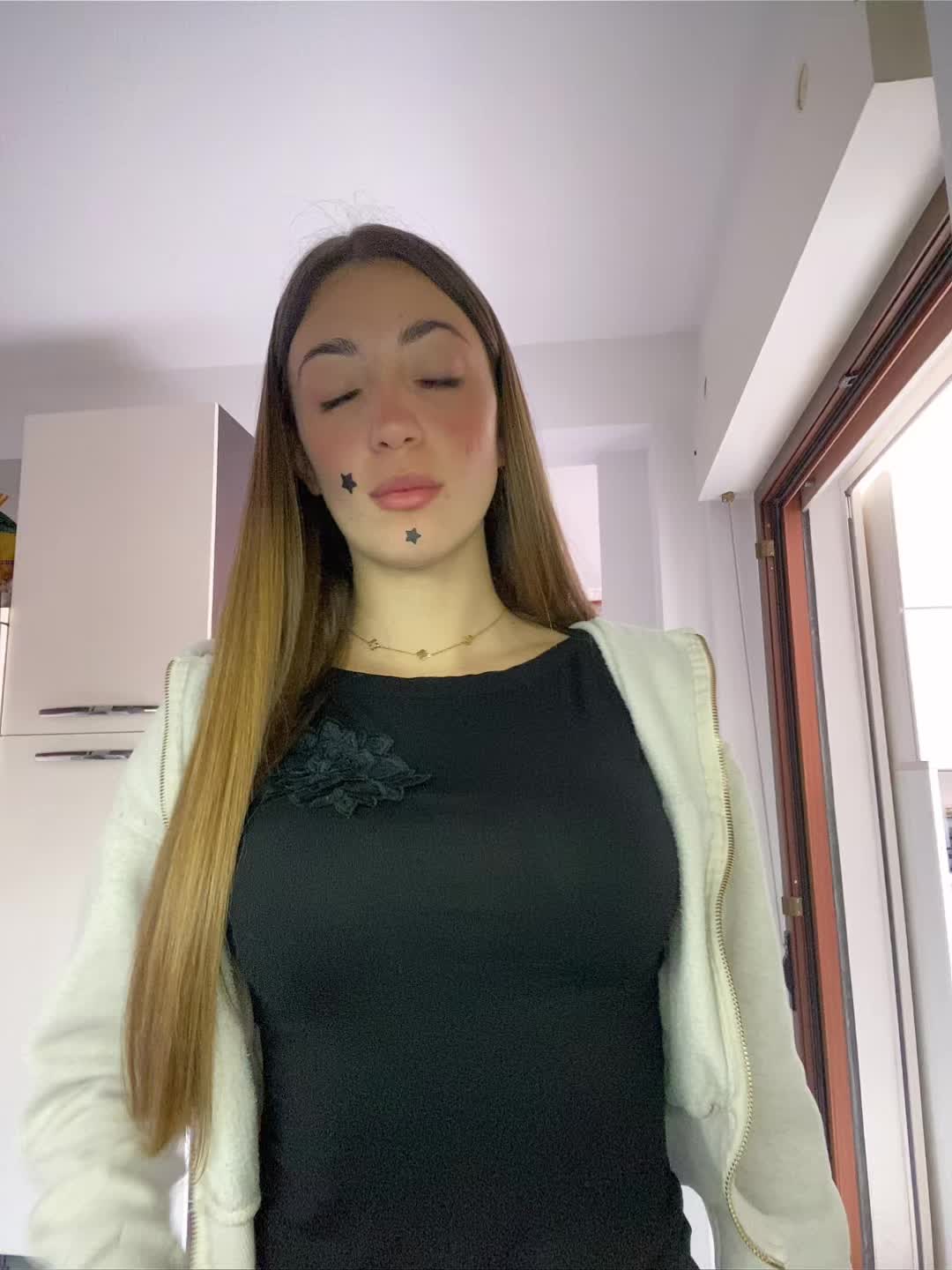 @Asiaostili1234567890