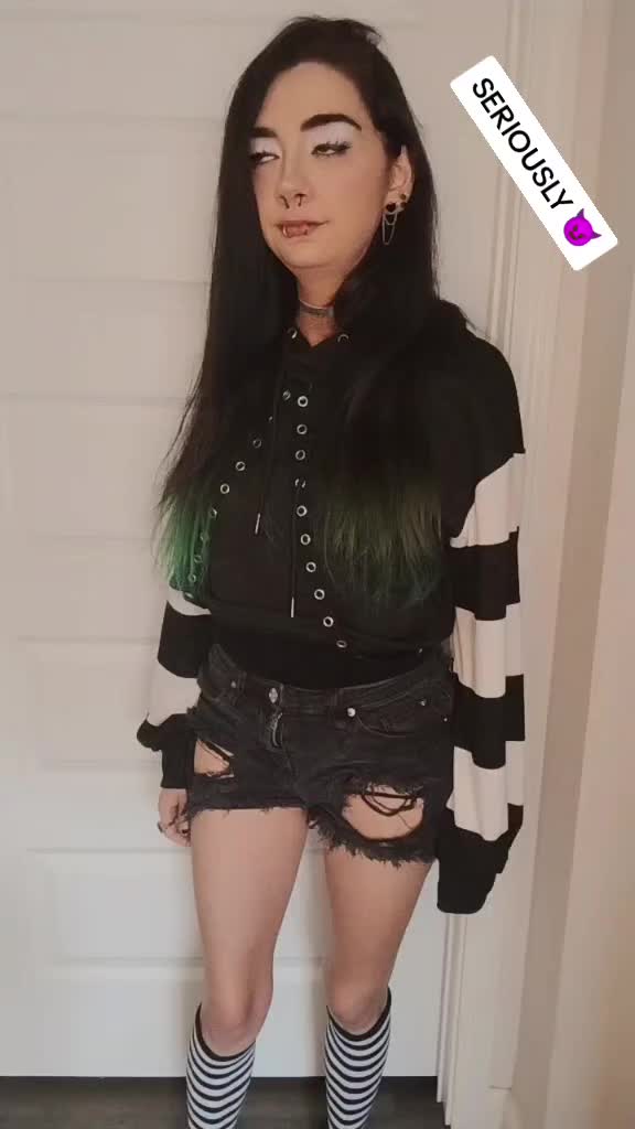 @𝕿𝖍𝖊𝕶𝖆𝖙𝖘𝕸𝖊𝖔𝖜🏳️&zwj;🌈