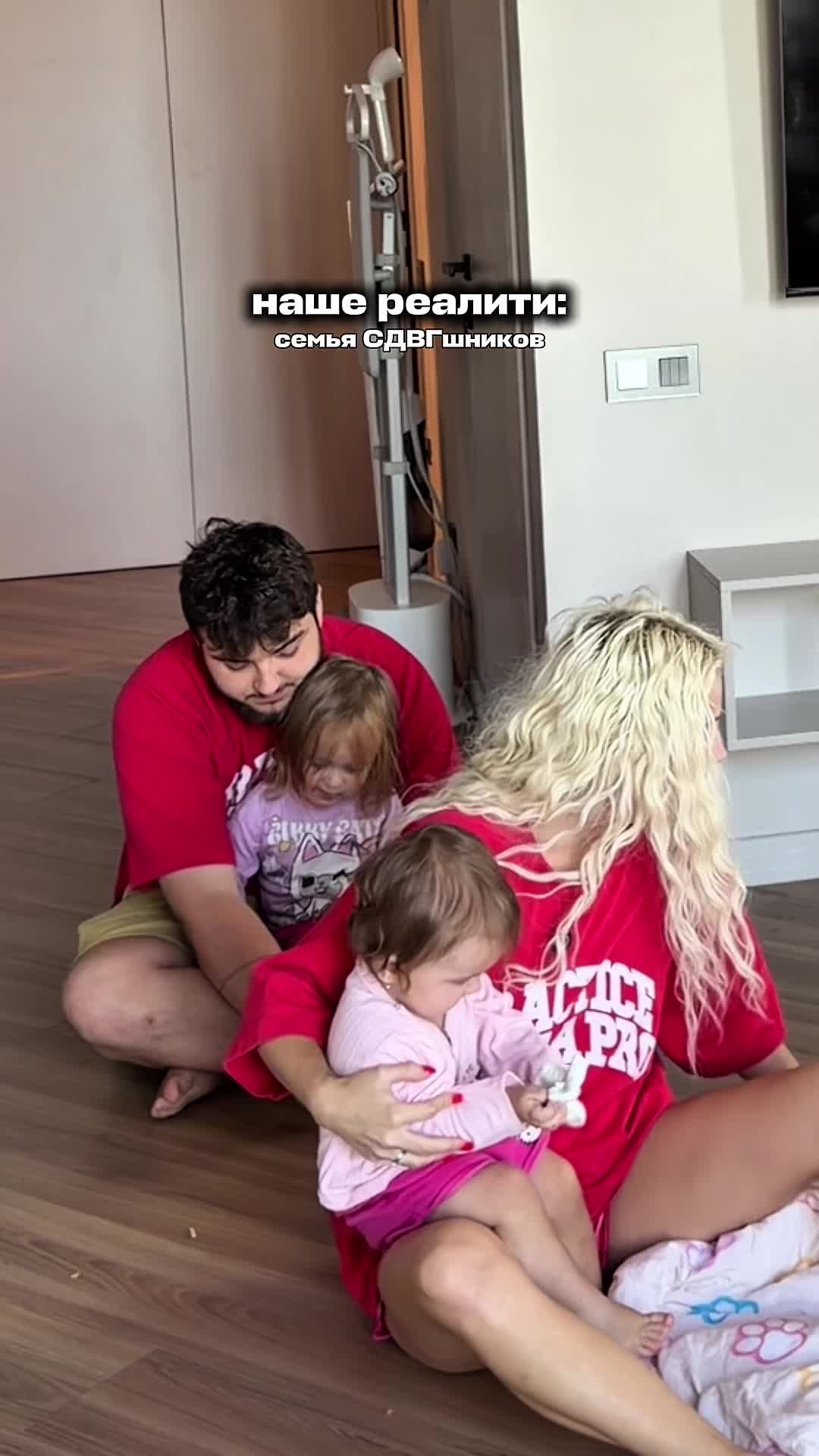 @pa.nikas