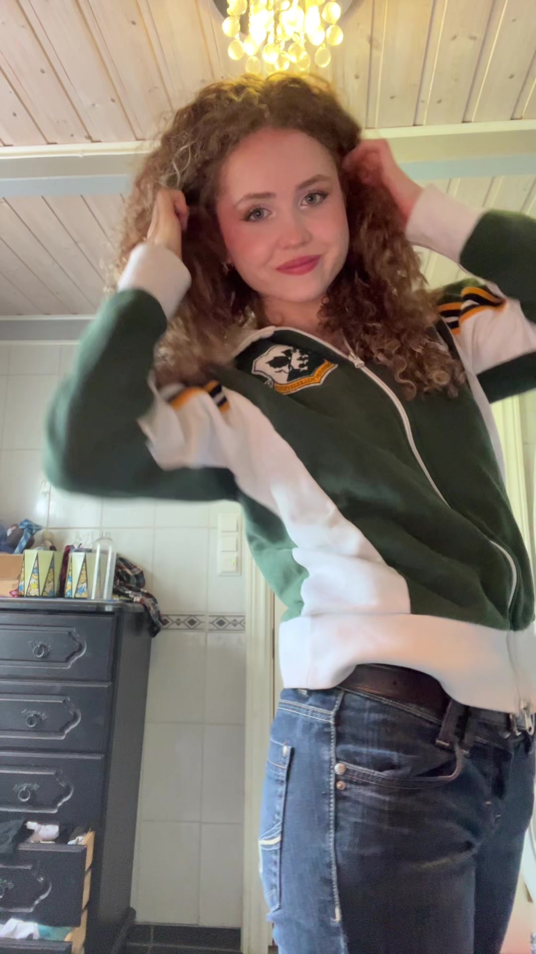 @Iris