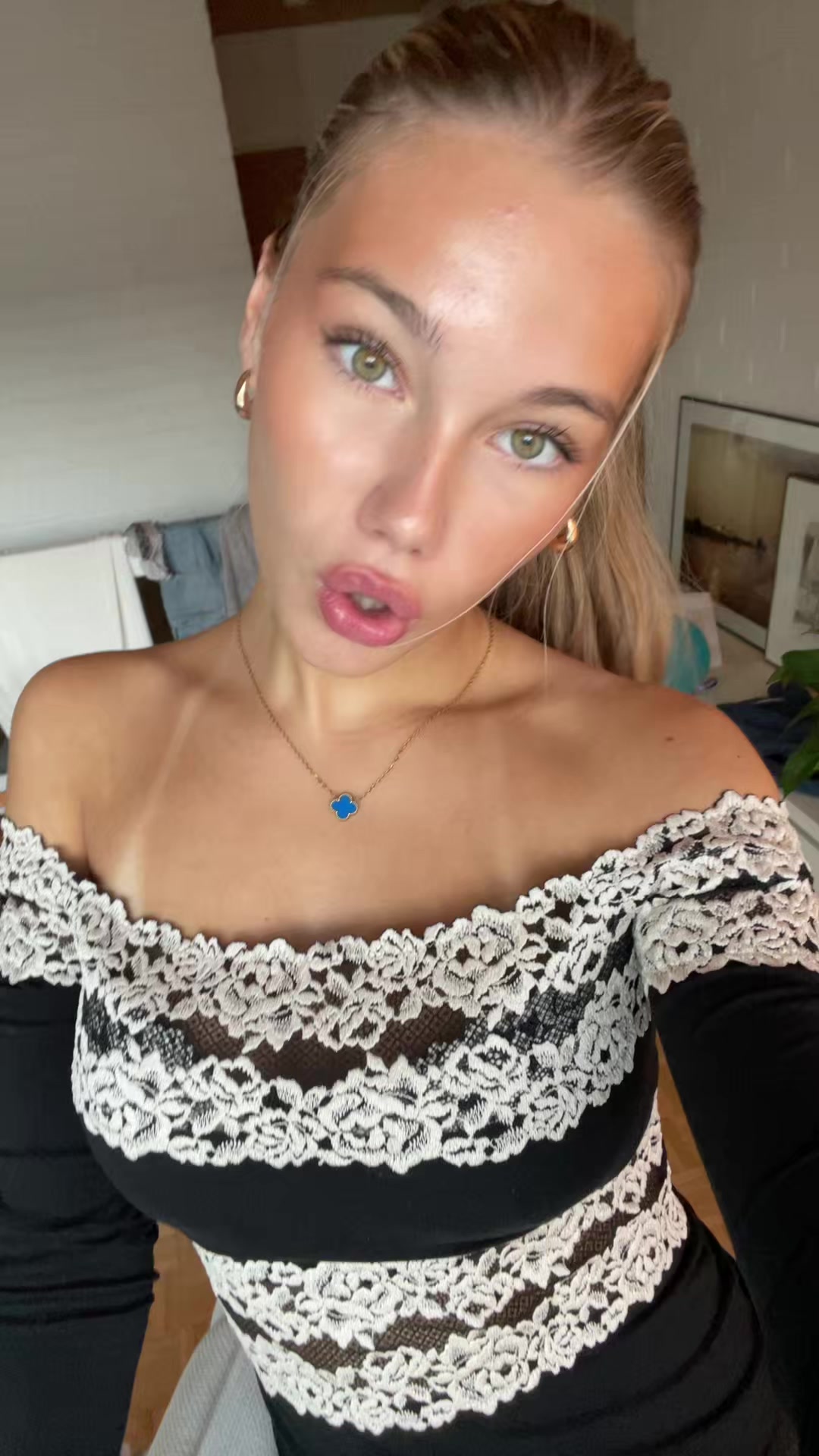 @Laura🦕