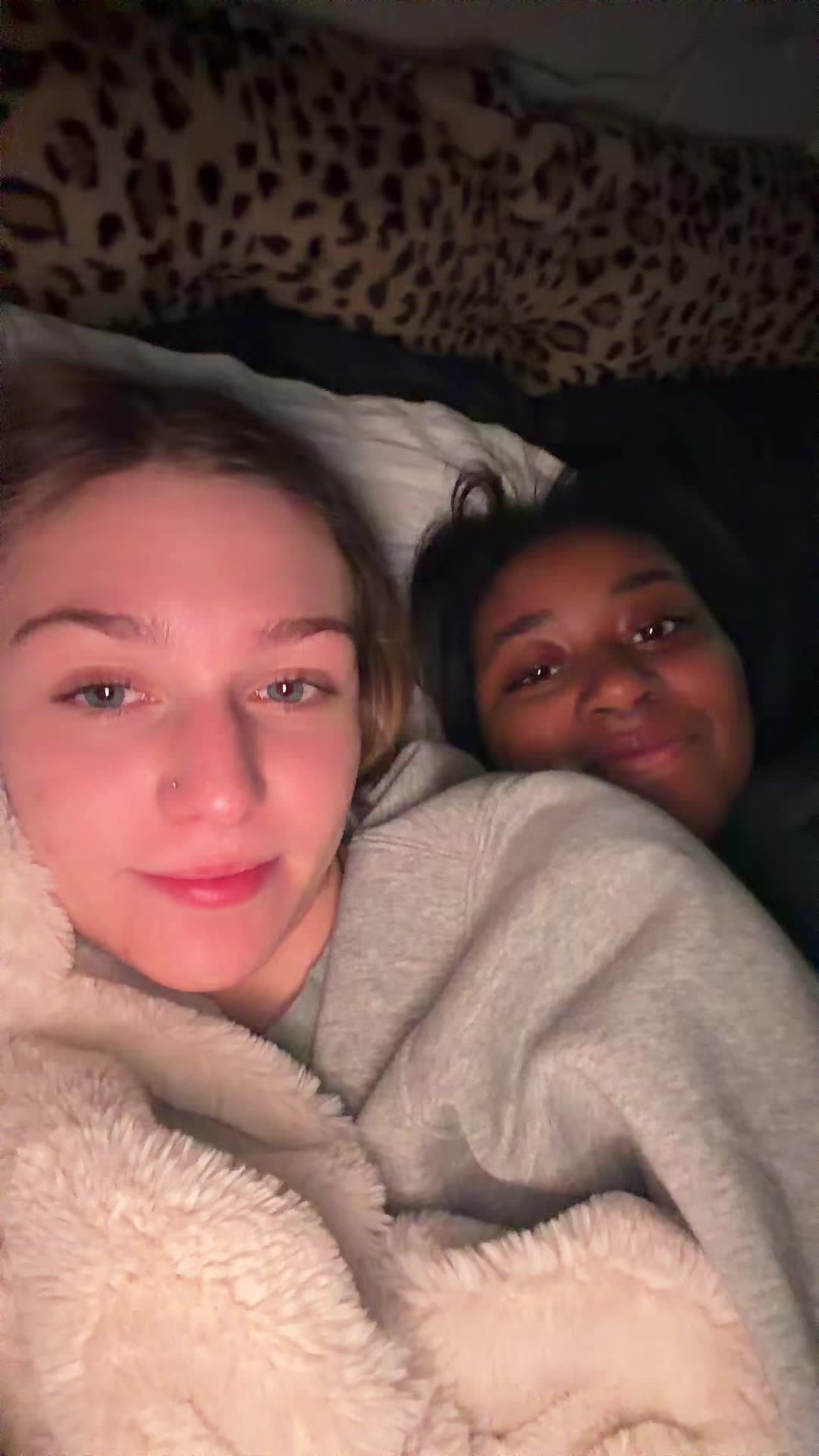 @Maya🦩