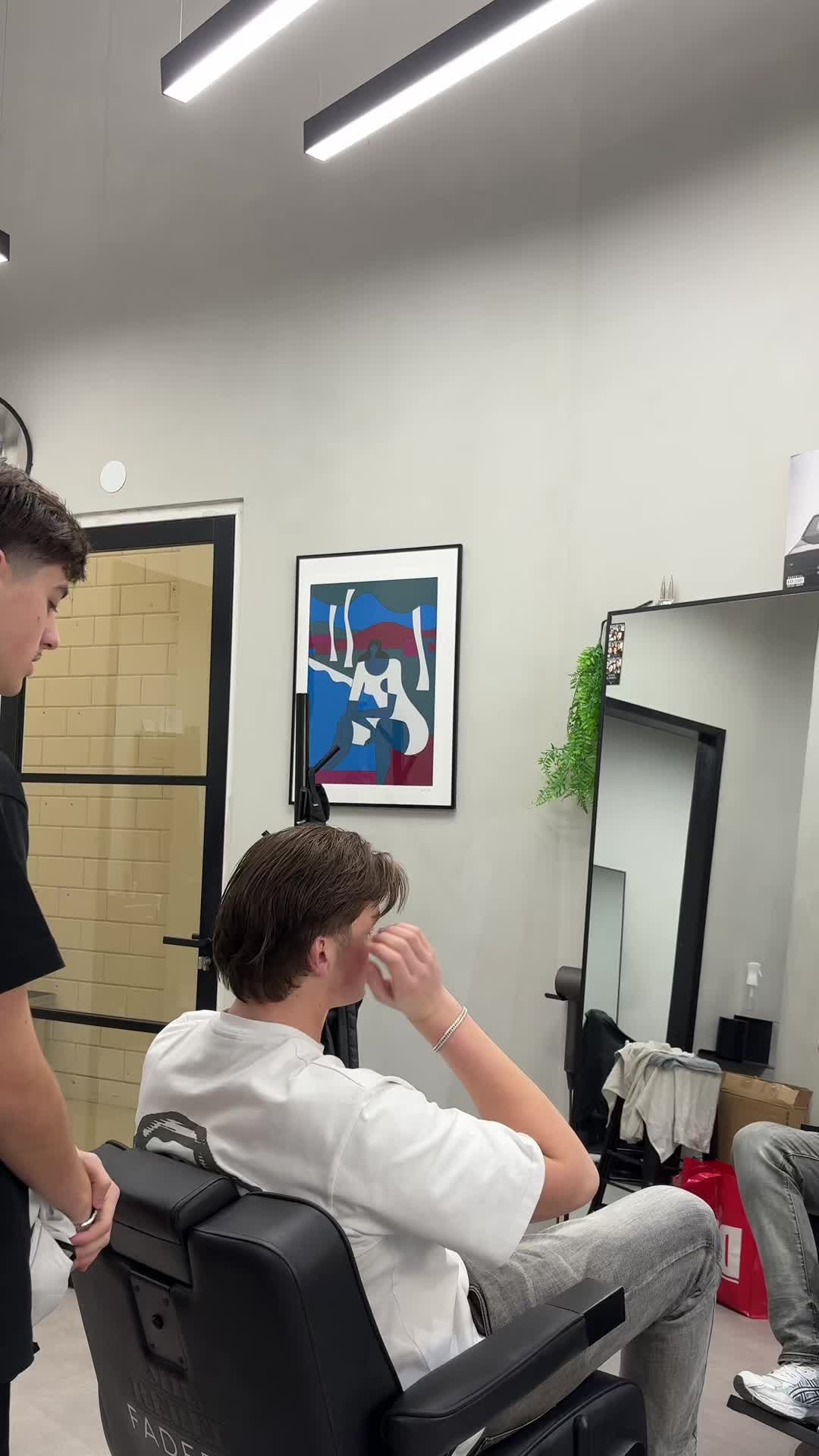 @Dustin💈