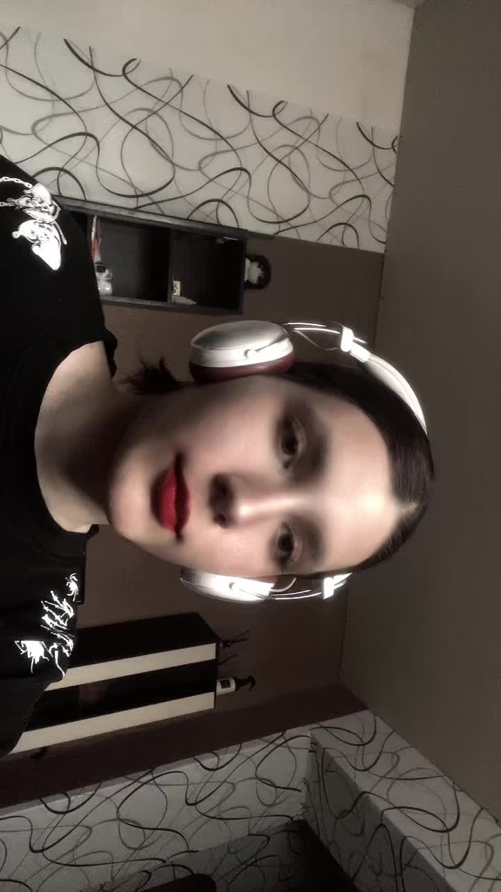 @dar_ni