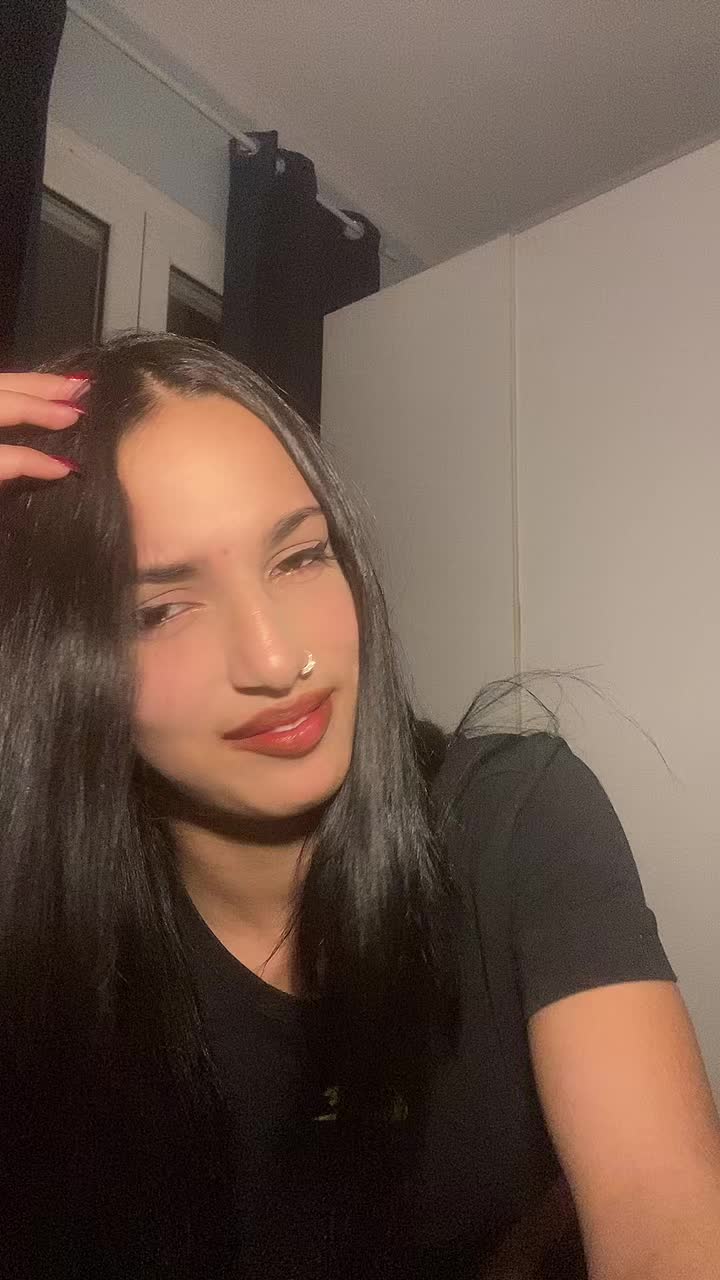 @𝐴𝐿𝐸𝑋𝑋💋