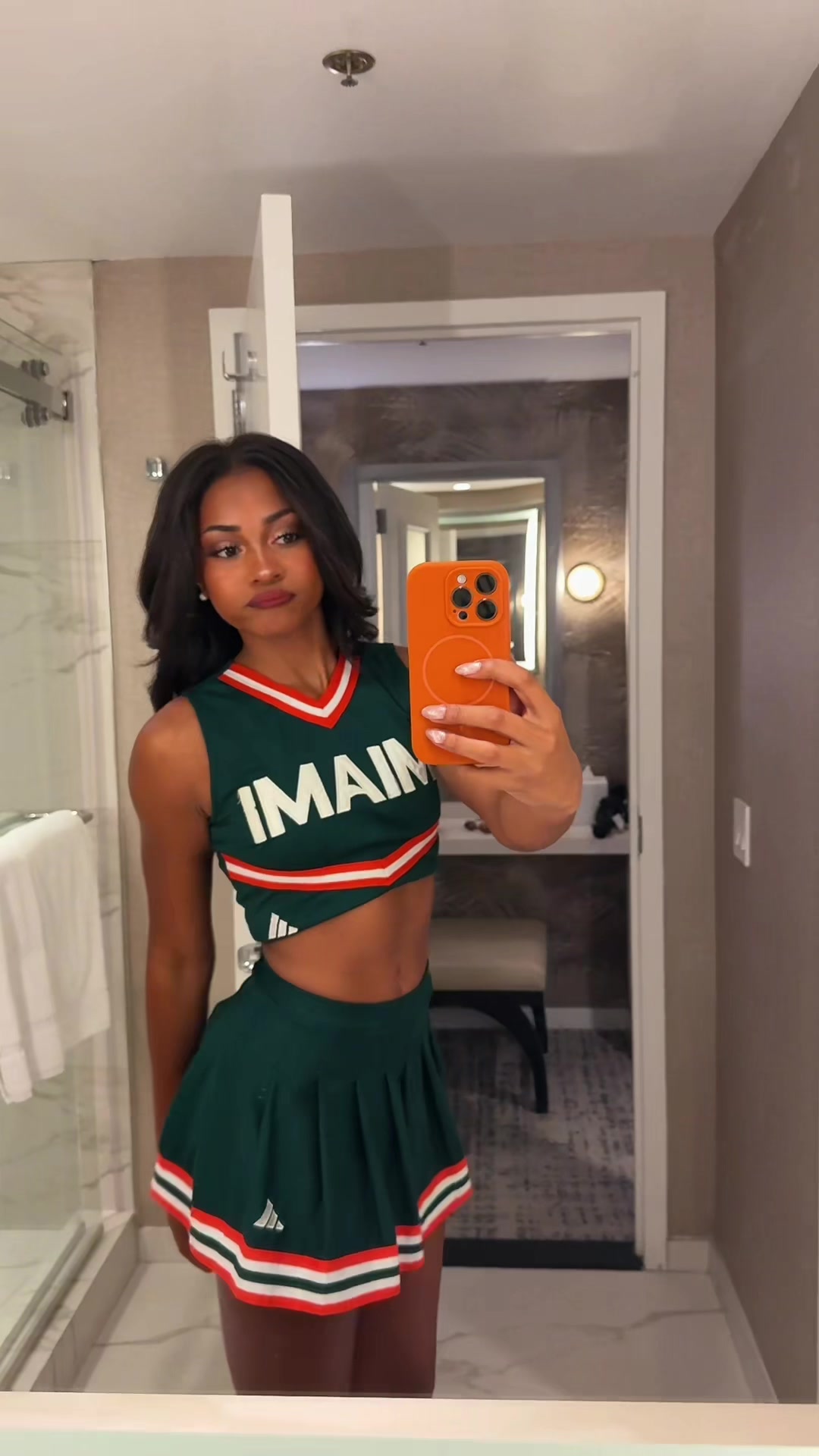@jasminecarter