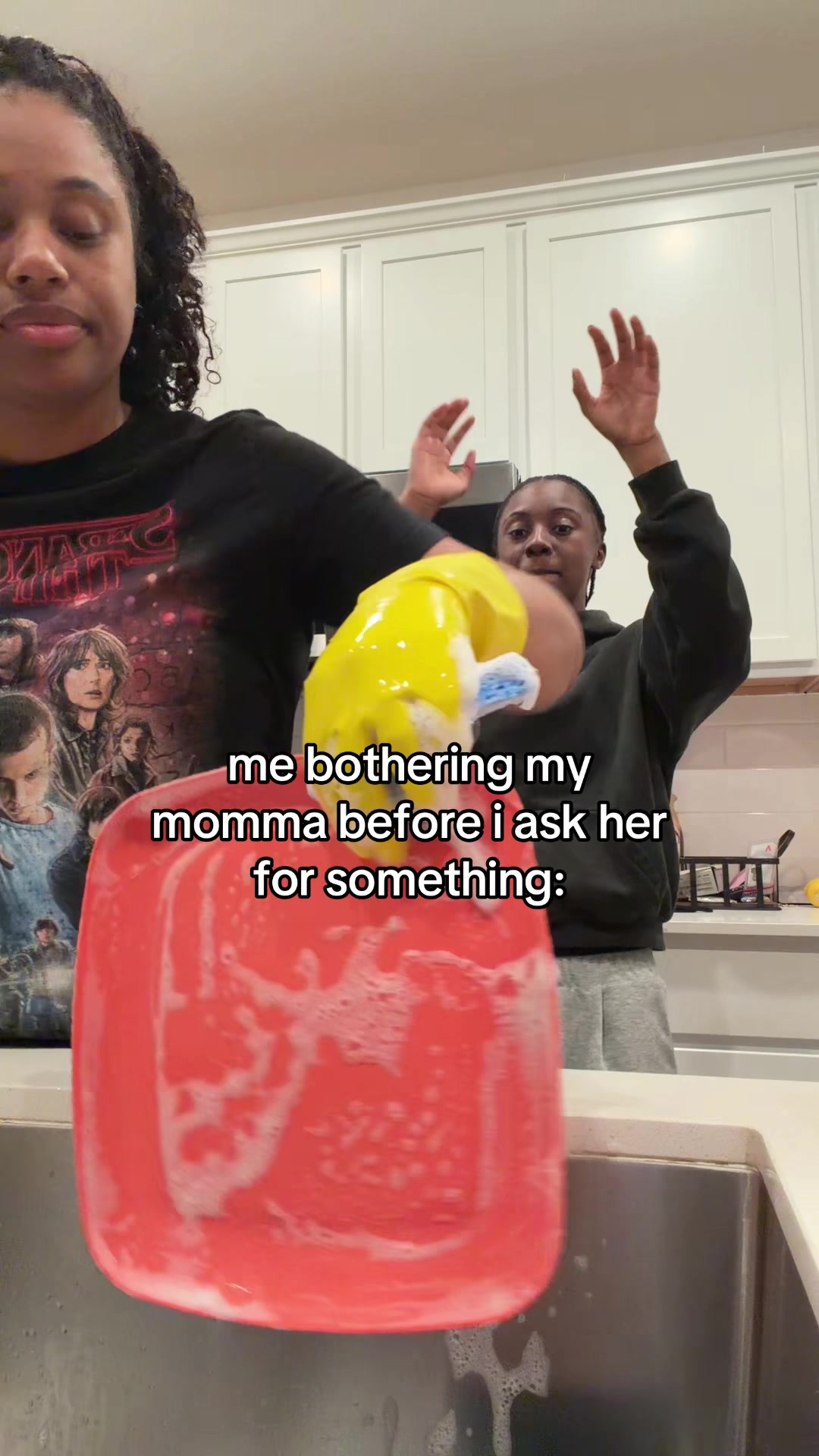 @🧍🏾♀️