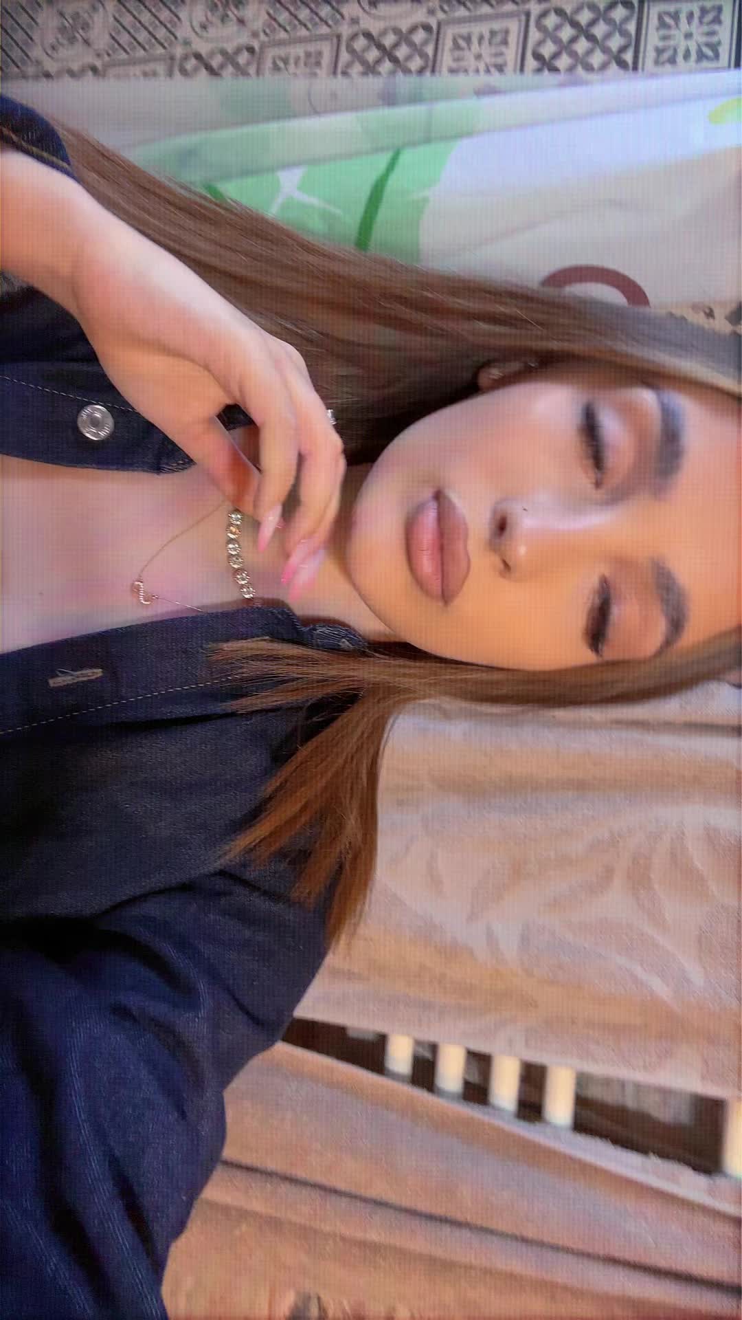@denisa✌🏼