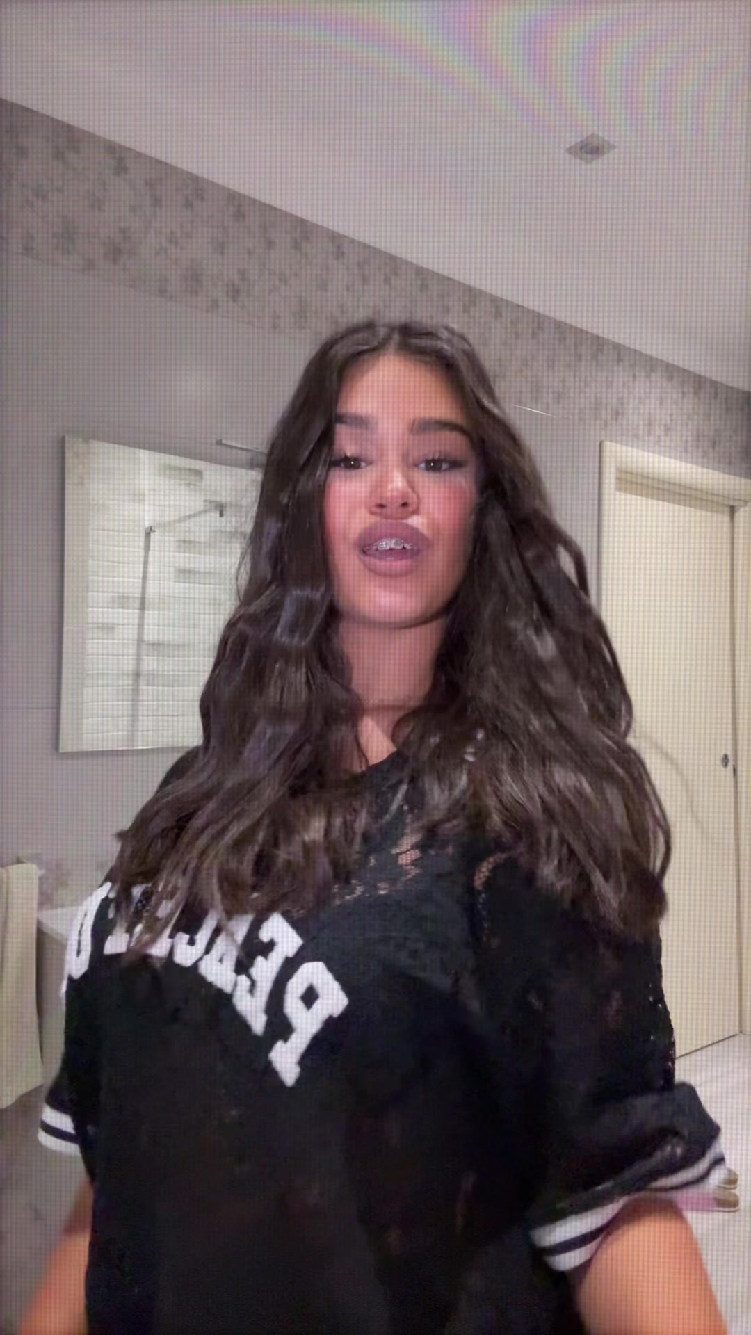 @𝐬𝐨𝐟𝐢𝐚😼