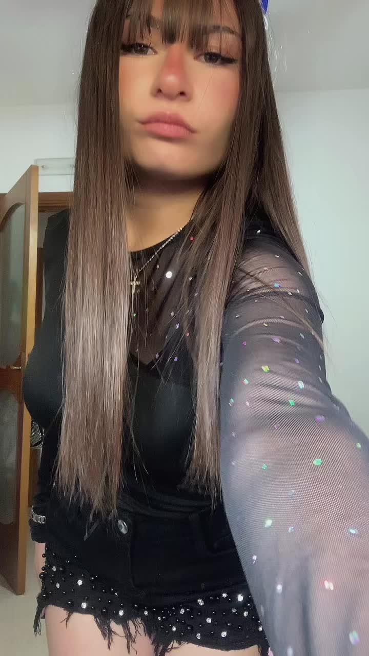 @👸🏽🥀
