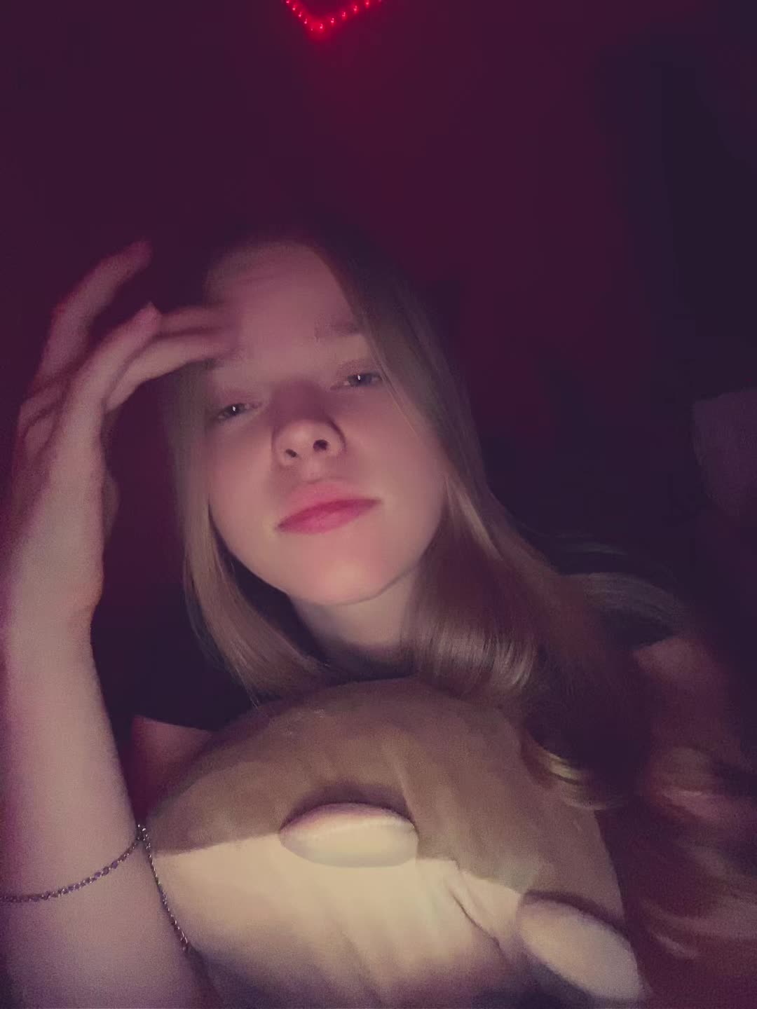 @🎭