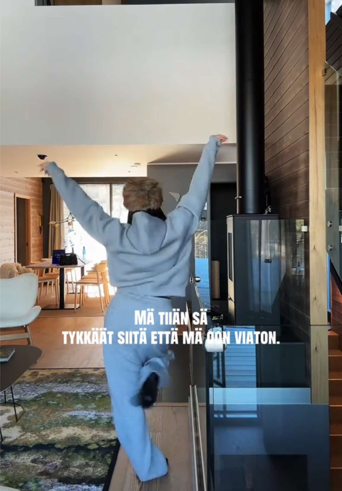 @Jannimelissa