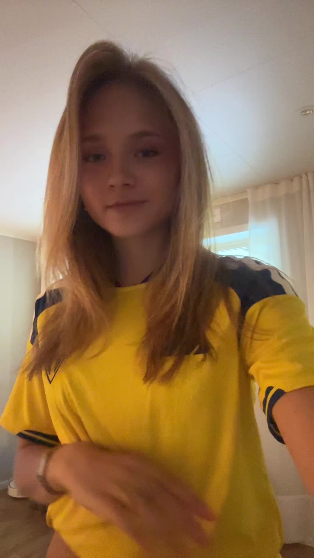 @Elle
