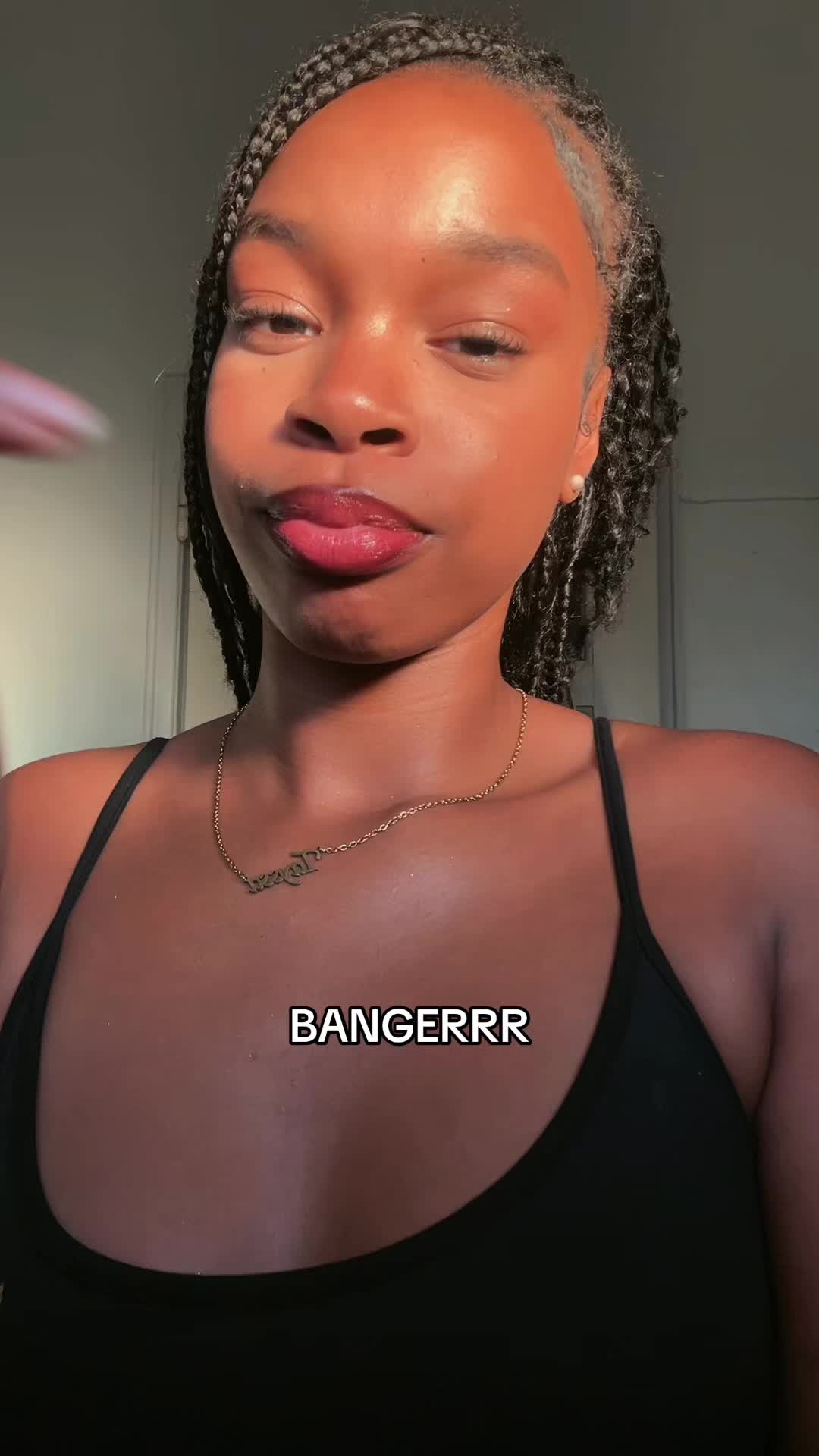 @tayssasilva._