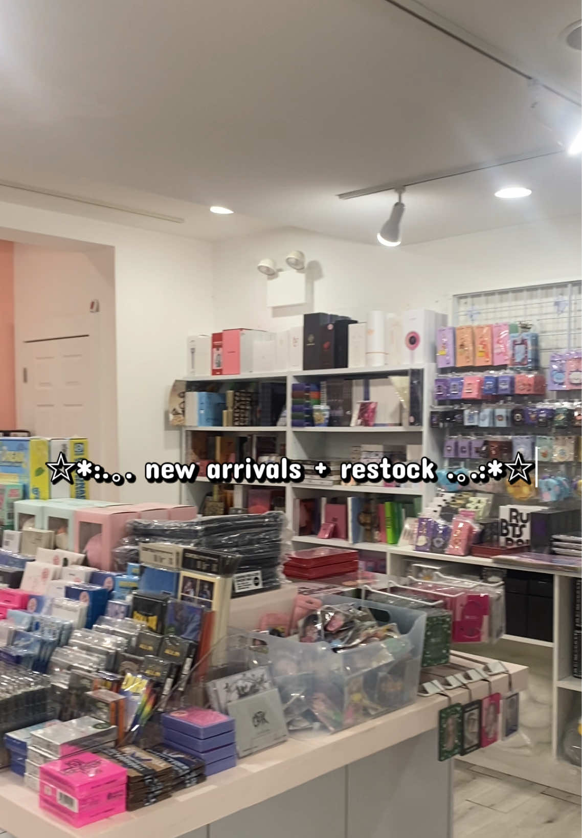 @kpopmerch_bychocchoc