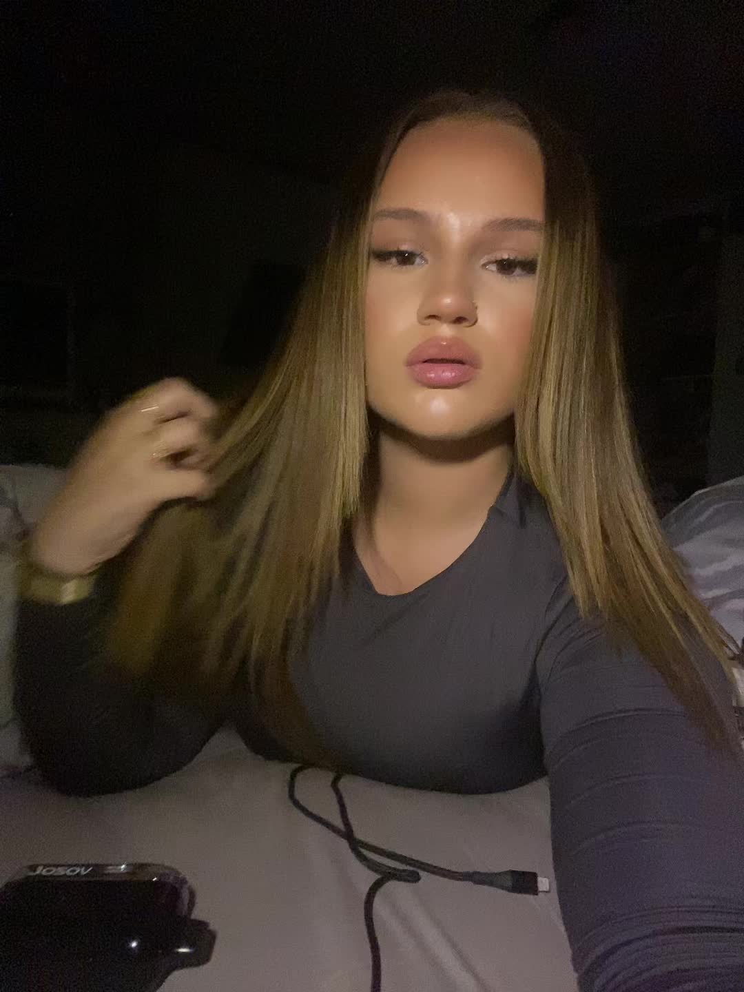 @Elina