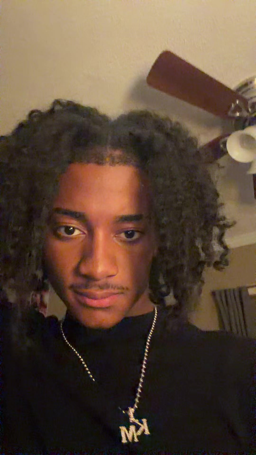 @Frizz🗽.