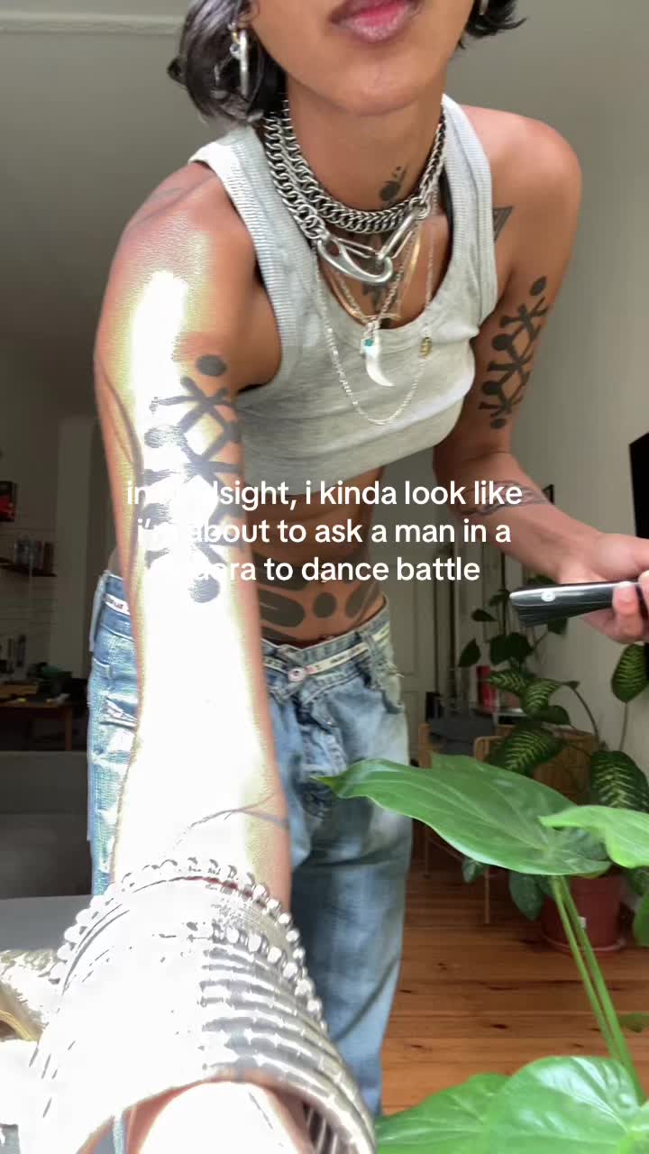 @jiivanistani