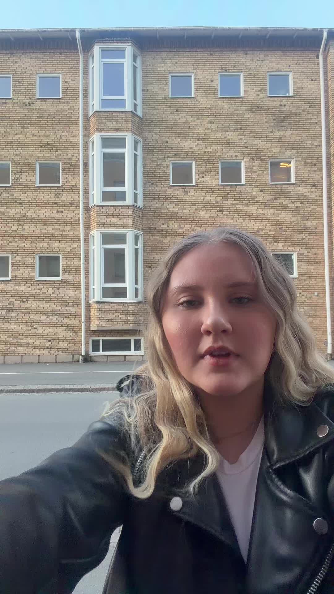 @Nora💞💕💝💖💓