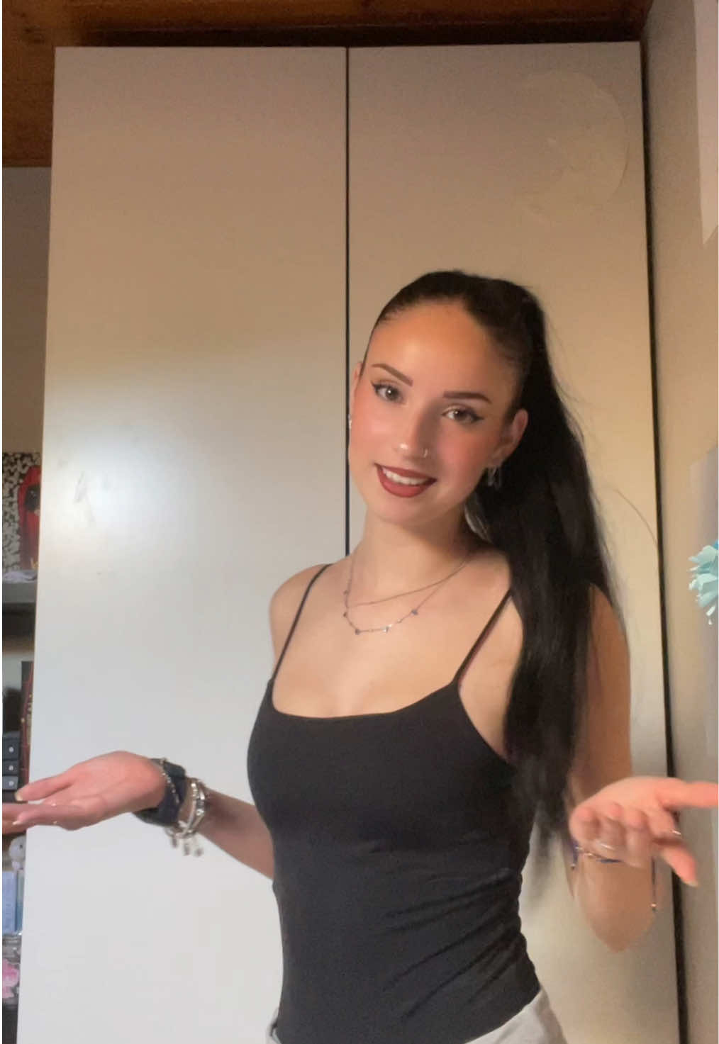 @𝒜ℒℰ