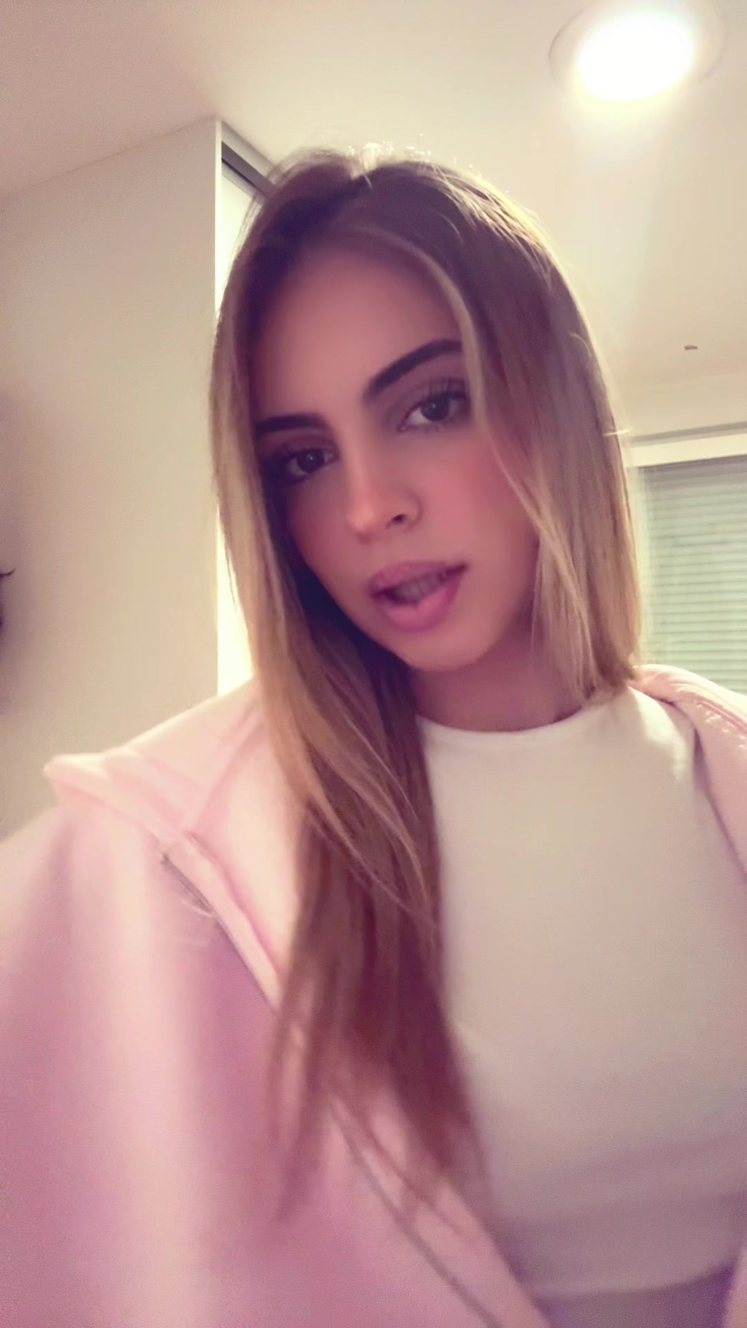 @𝑬𝑯