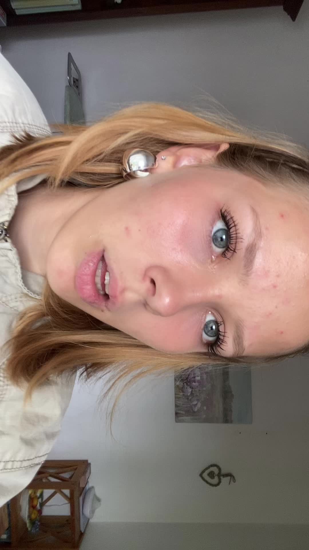 @Lara
