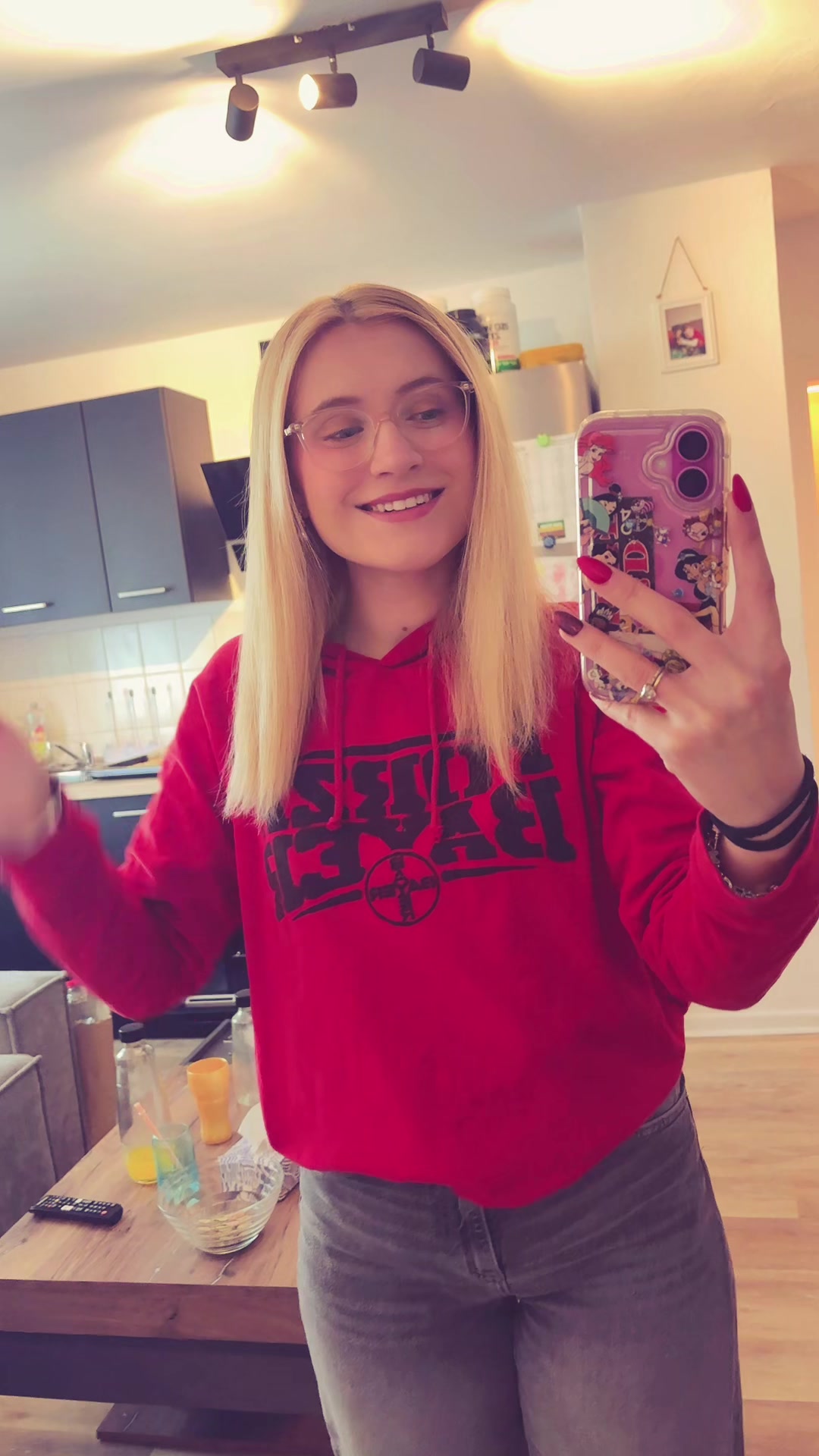 @Michelle⚫️🔴