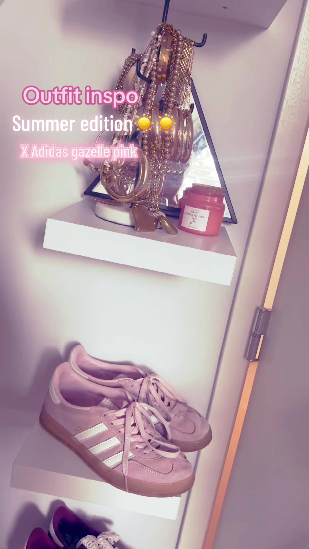 @𝓜𝓪𝓻𝓵𝓸𝓾🍸⭐️
