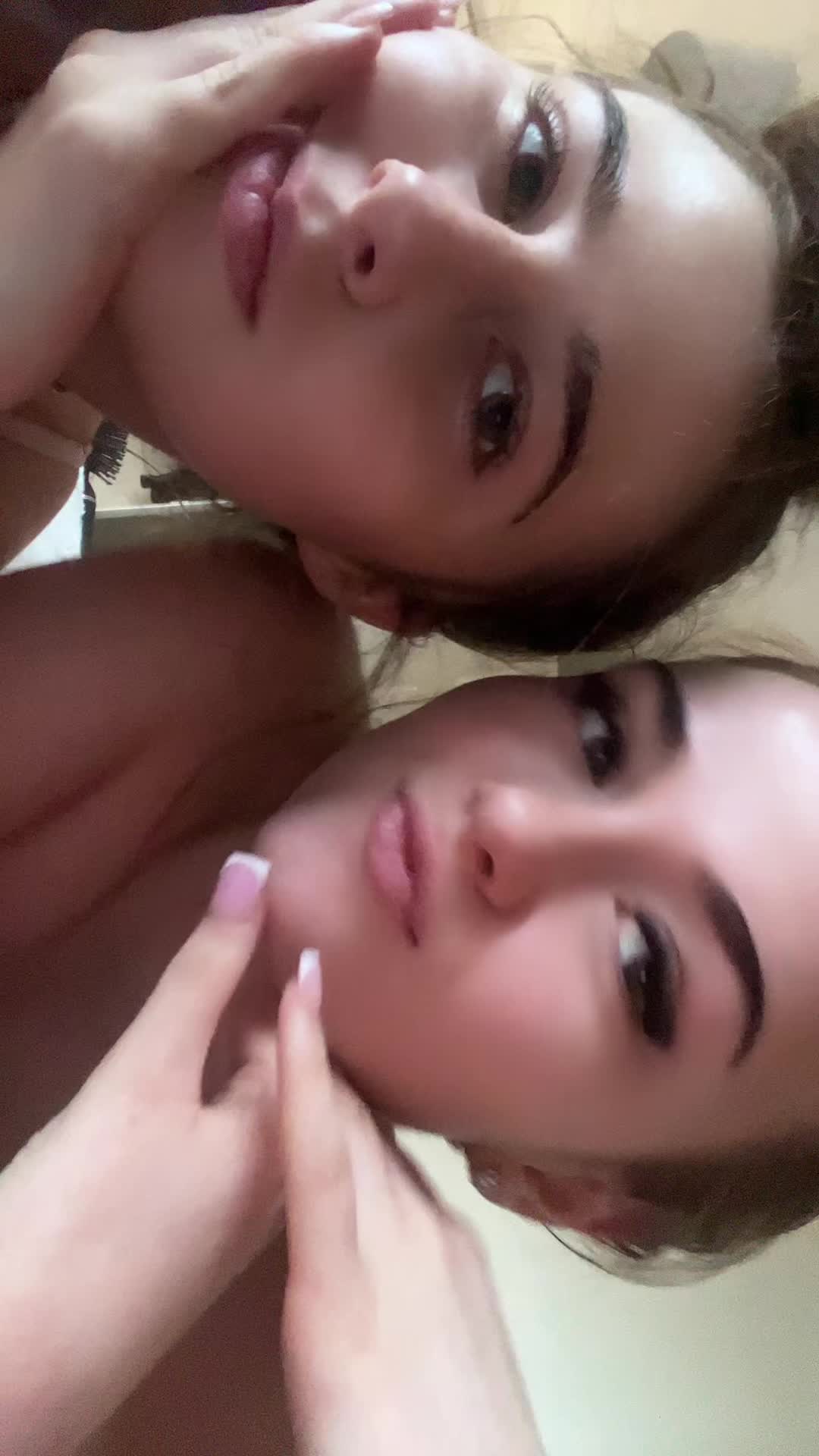 @𝑒𝒷𝑜𝓃𝒾𝑒✨🫰🏽 ࣪