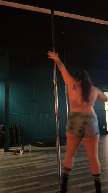 @Christy003