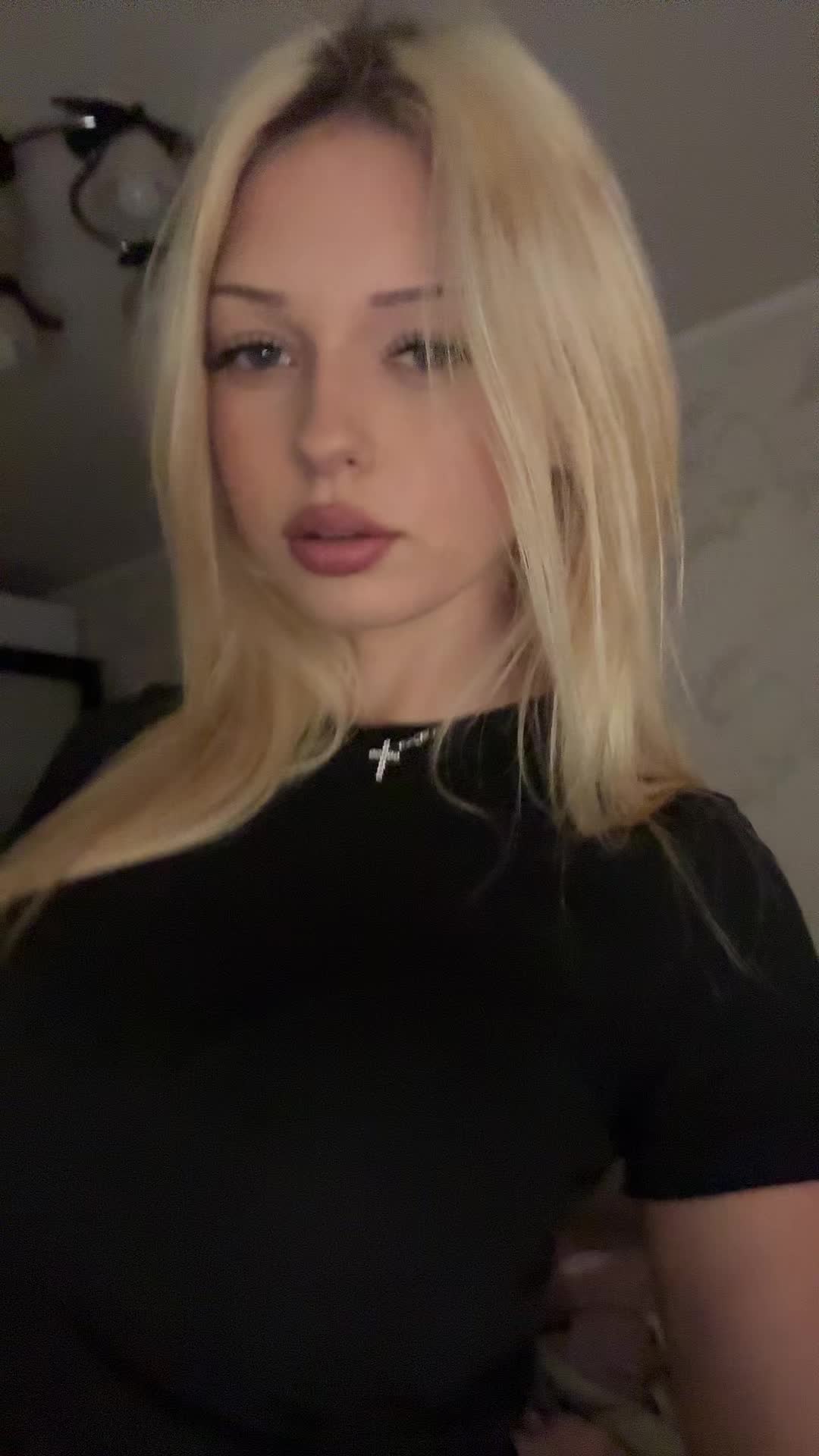 @ShawtyMiffwty